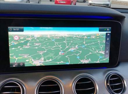 Mercedes-Benz - E-class