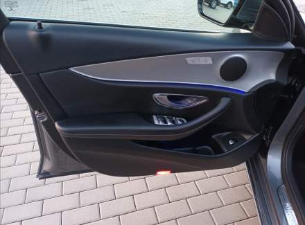 Mercedes-Benz - E-class