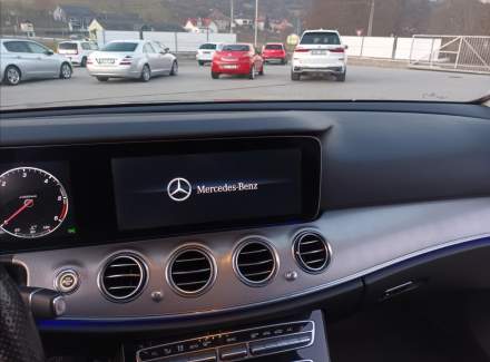 Mercedes-Benz - E-class