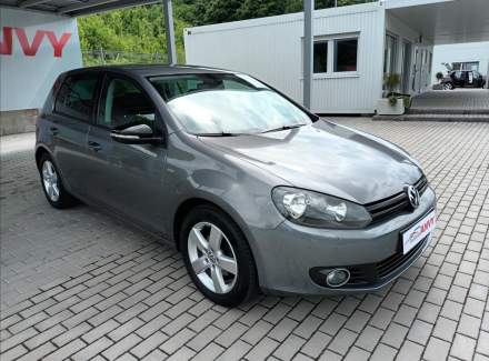 Volkswagen - Golf