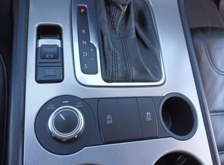 Volkswagen - Touareg