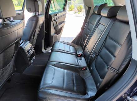 Volkswagen - Touareg