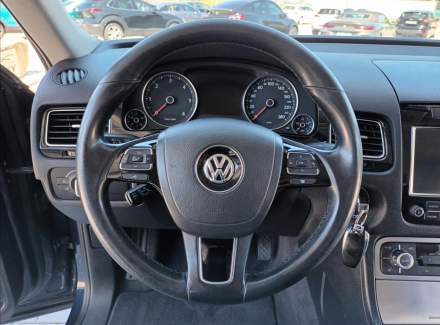 Volkswagen - Touareg