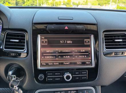 Volkswagen - Touareg