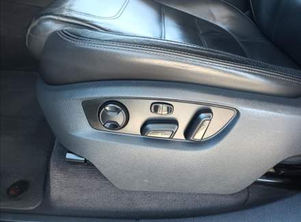 Volkswagen - Touareg