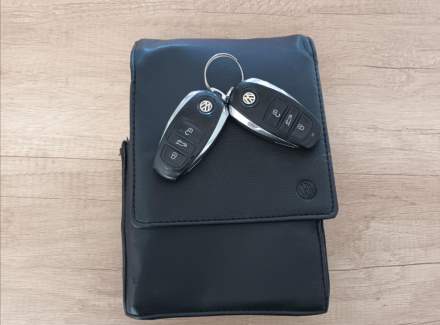 Volkswagen - Touareg