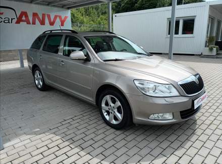 Škoda - Octavia
