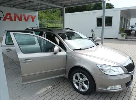 Škoda - Octavia