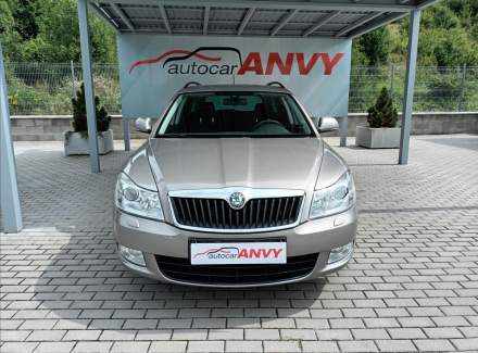 Škoda - Octavia