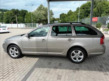 Škoda - Octavia