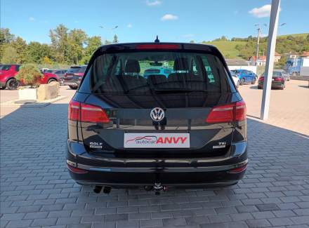 Volkswagen - Golf