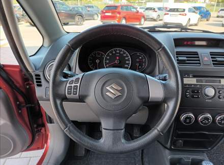Suzuki - SX4