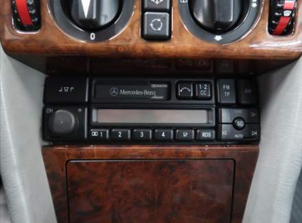 Mercedes-Benz - E-class