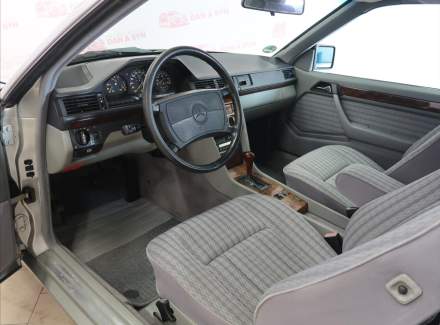 Mercedes-Benz - E-class