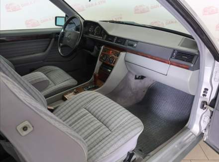 Mercedes-Benz - E-class