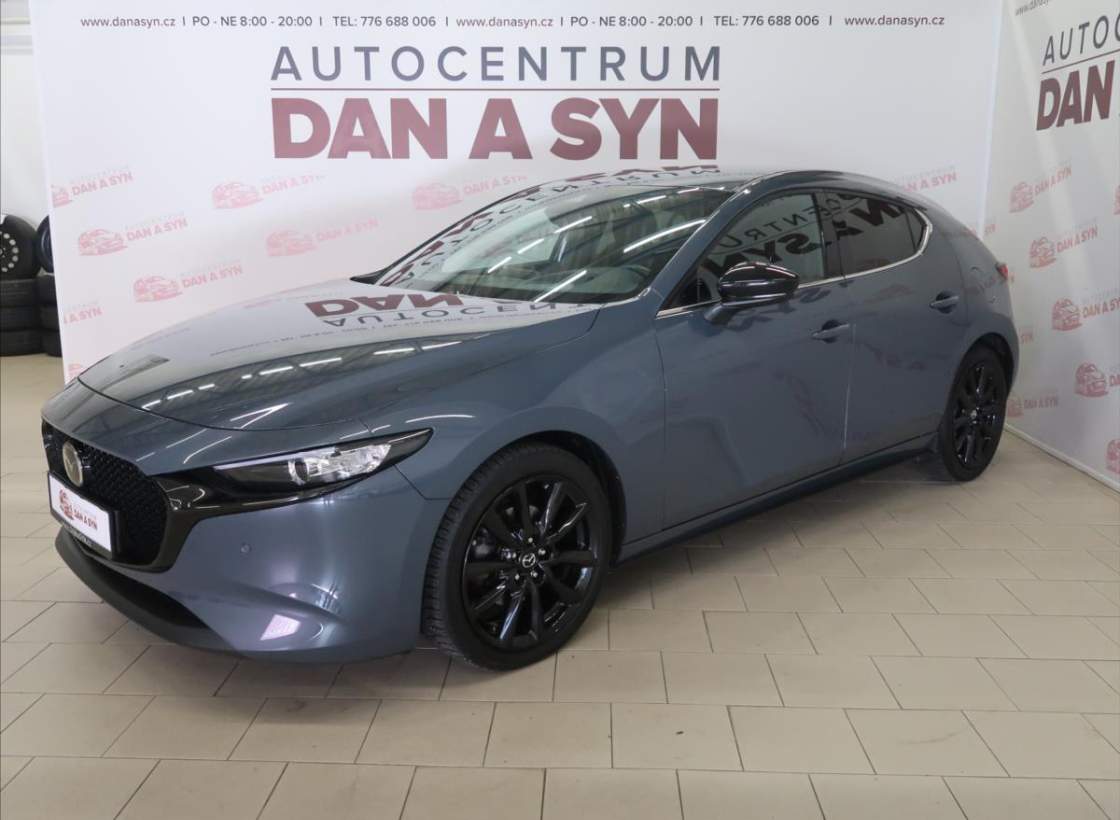 Mazda - 3