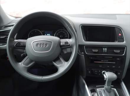 Audi - Q5