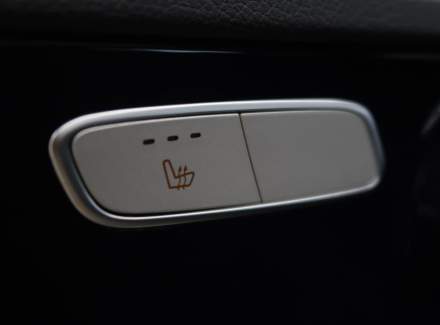 Mercedes-Benz - C-class