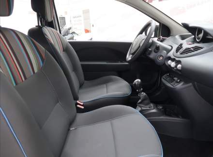 Renault - Twingo