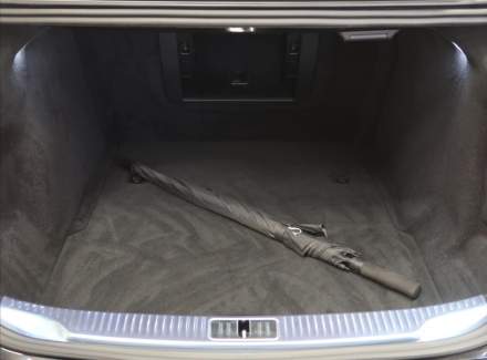 Mercedes-Benz - S-class