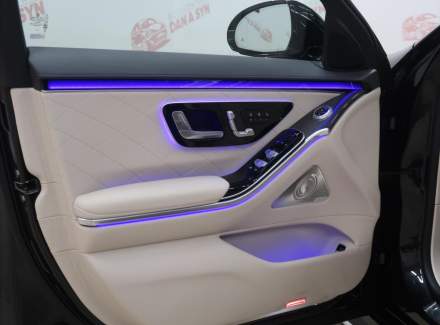 Mercedes-Benz - S-class