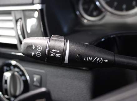 Mercedes-Benz - E-class