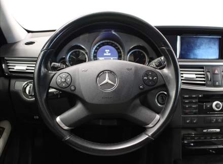 Mercedes-Benz - E-class