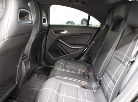 Mercedes-Benz - CLA