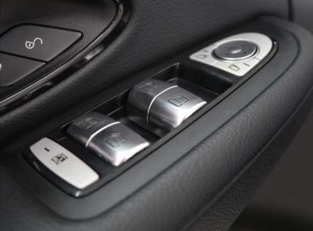 Mercedes-Benz - C-class