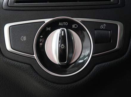 Mercedes-Benz - C-class