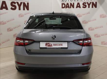 Škoda - Superb