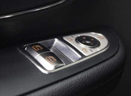 Mercedes-Benz - V-class