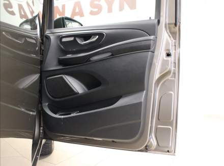 Mercedes-Benz - V-class