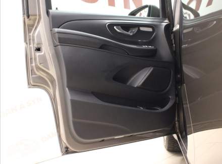 Mercedes-Benz - V-class