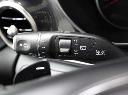 Mercedes-Benz - V-class