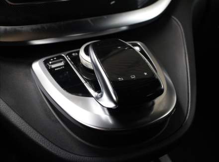 Mercedes-Benz - V-class