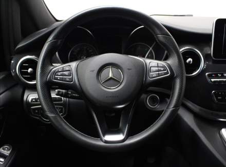 Mercedes-Benz - V-class