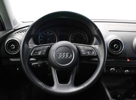 Audi - A3