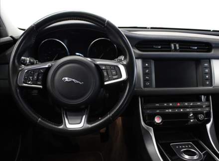 Jaguar - XF