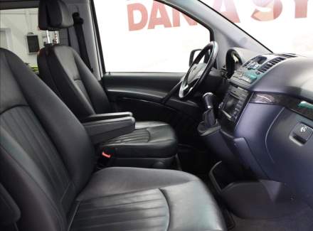 Mercedes-Benz - Viano