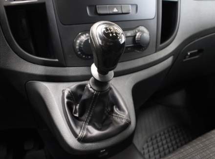 Mercedes-Benz - Vito