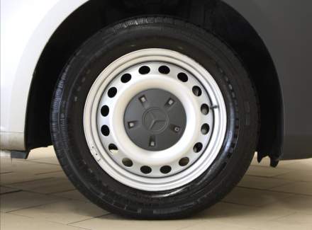 Mercedes-Benz - Vito