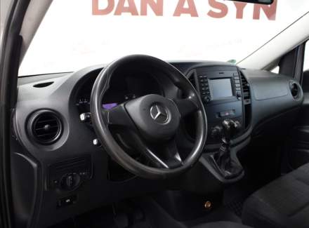 Mercedes-Benz - Vito