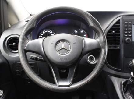 Mercedes-Benz - Vito