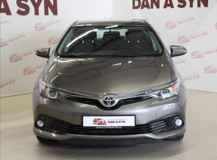 Toyota - Auris