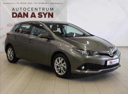 Toyota - Auris