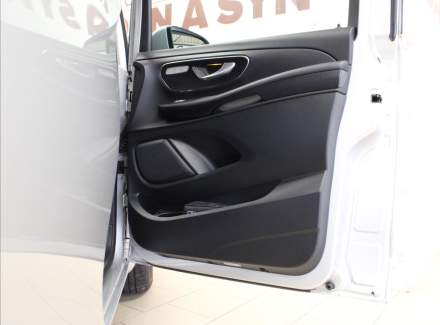 Mercedes-Benz - V-class