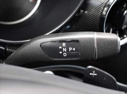 Mercedes-Benz - V-class