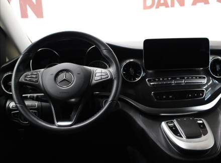 Mercedes-Benz - V-class