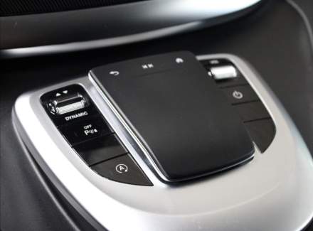 Mercedes-Benz - V-class